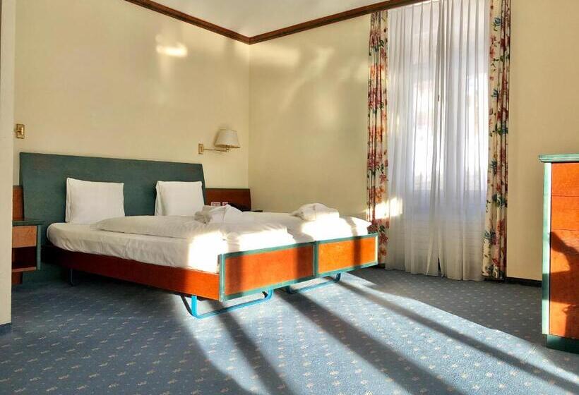 パノラミックビューのジュニアスイート, Thermal Hotels & Walliser Alpentherme Leukerbad