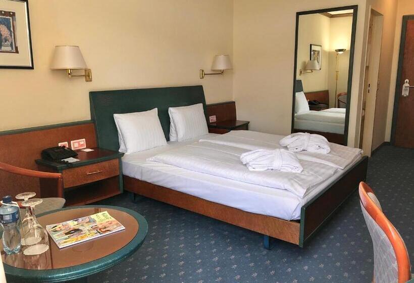 テラス付スーペリアルーム, Thermal Hotels & Walliser Alpentherme Leukerbad