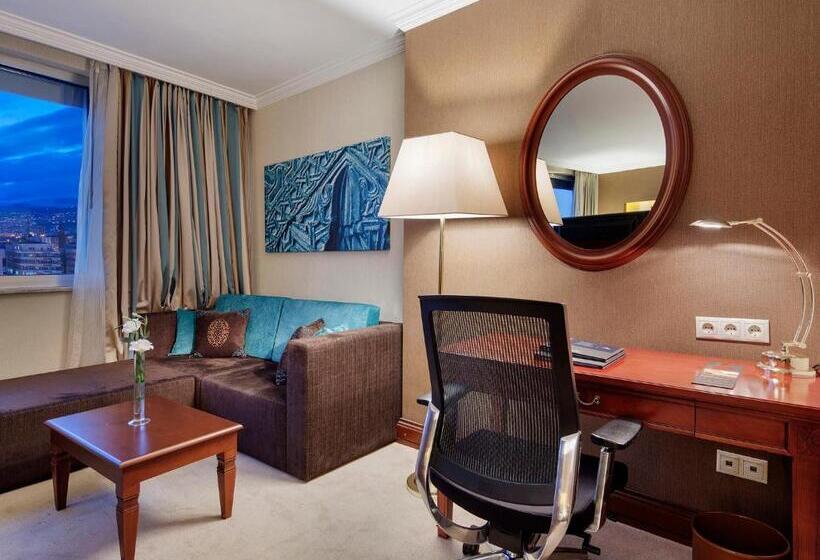 Executive Room King Size Bed, Wyndham Grand Kayseri