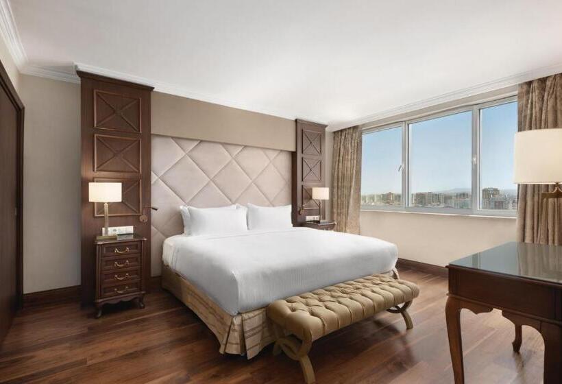 Suite Executiva Cama King, Wyndham Grand Kayseri