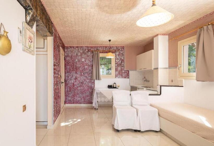 آپارتمان 1 خوابه با چشم‌انداز دریا, Korifi Apts & Std Adults Only