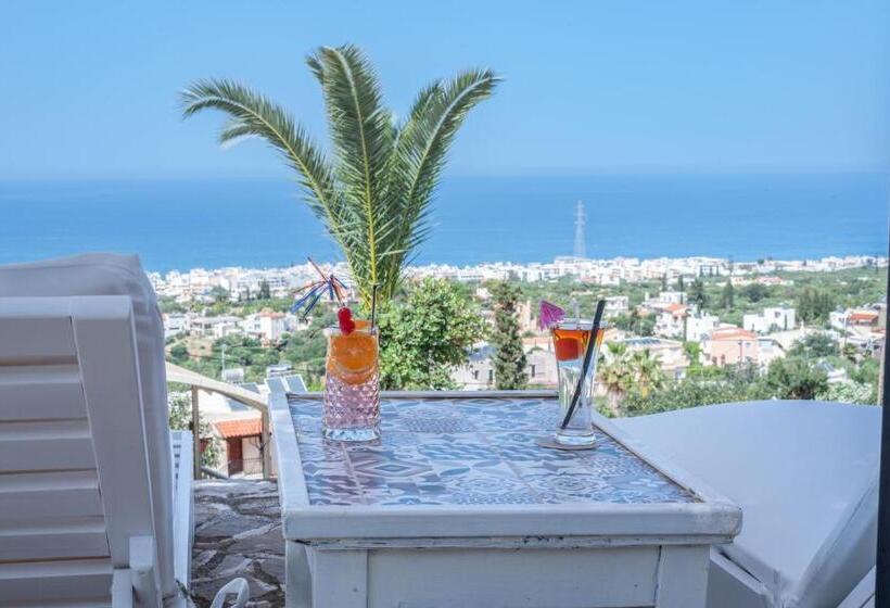 اتاق استاندارد با چشم‌انداز دریا, Korifi Apts & Std Adults Only