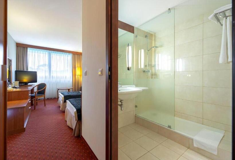 اتاق استاندارد در طبقه همکف, Mercure Karpacz Skalny