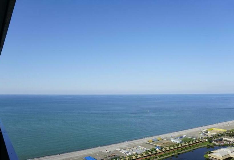 استودیوی استاندارد با چشم‌انداز دریا, Batumi Resort