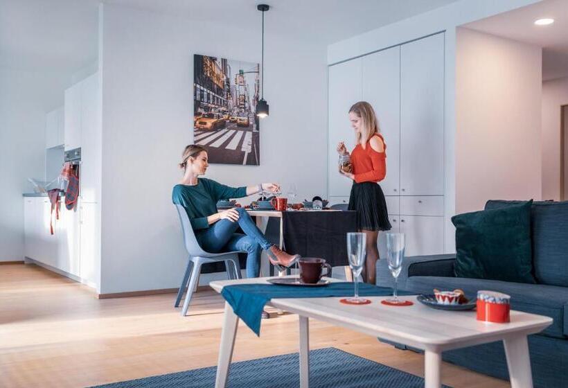 آپارتمان 2 خوابه با تراس, Smart & Green Living By Ambiente