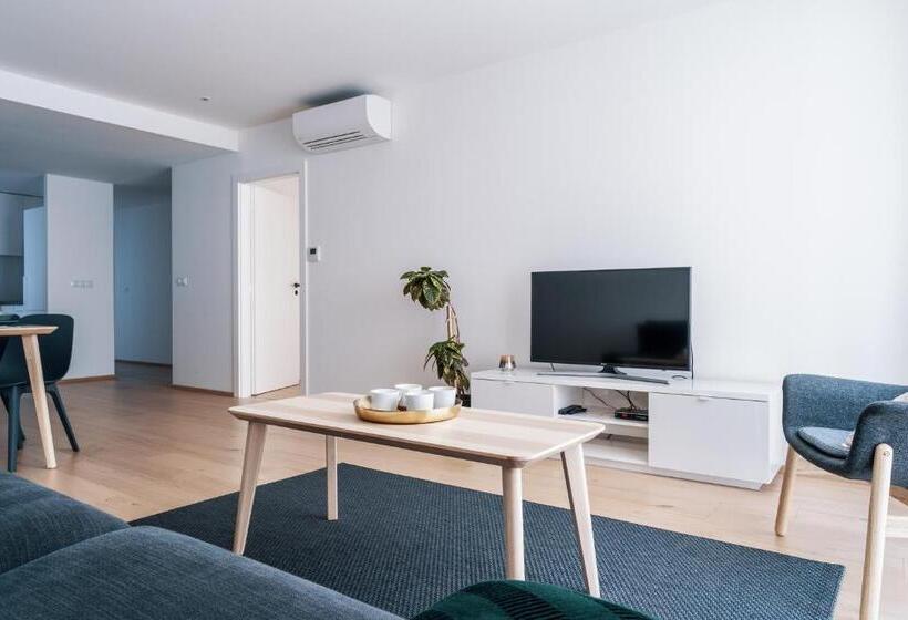 آپارتمان 3 خوابه, Smart & Green Living By Ambiente
