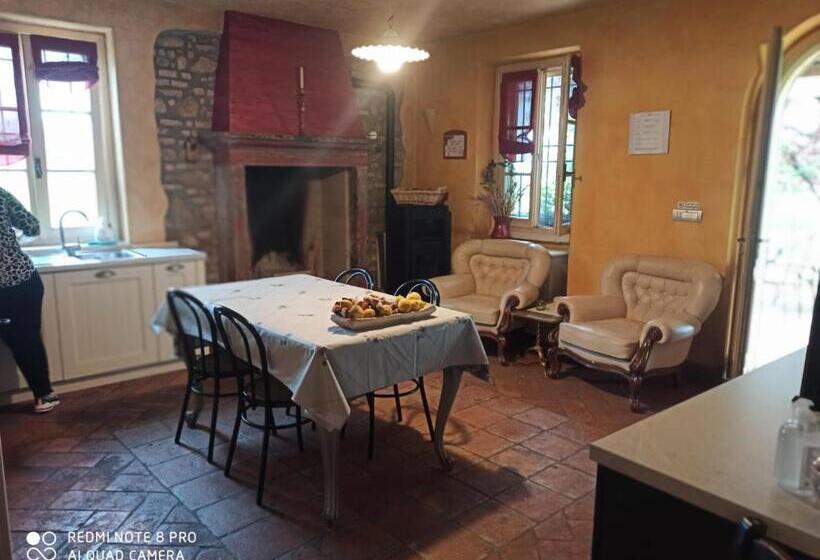 اتاق راحتی سه تخته, Casa Vacanze Soleluna