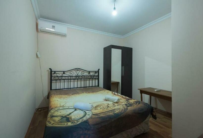 اتاق استاندارد با سرویس بهداشتی مشترک, Guesthouse Gorgasali 57