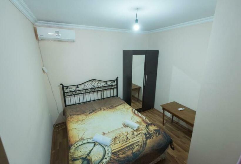 اتاق استاندارد با سرویس بهداشتی مشترک, Guesthouse Gorgasali 57