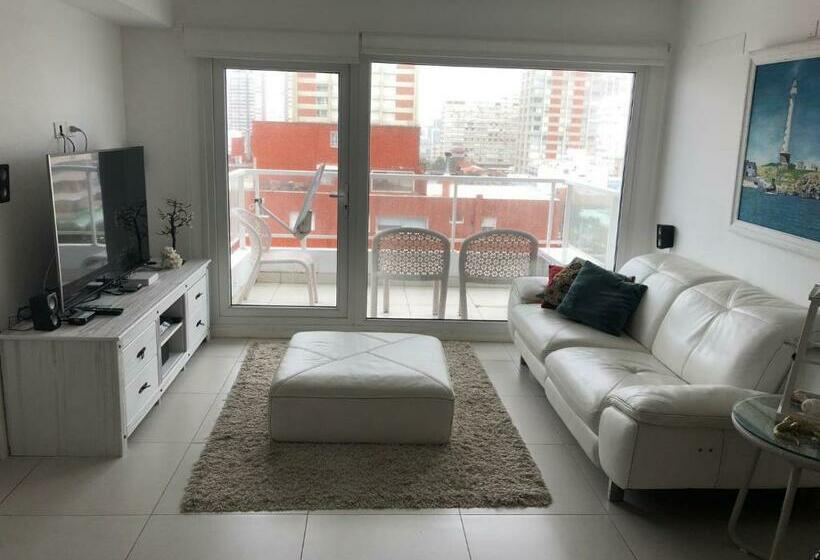 آپارتمان 1 خوابه با چشم‌انداز دریا, Punta Del Este Lux Tower