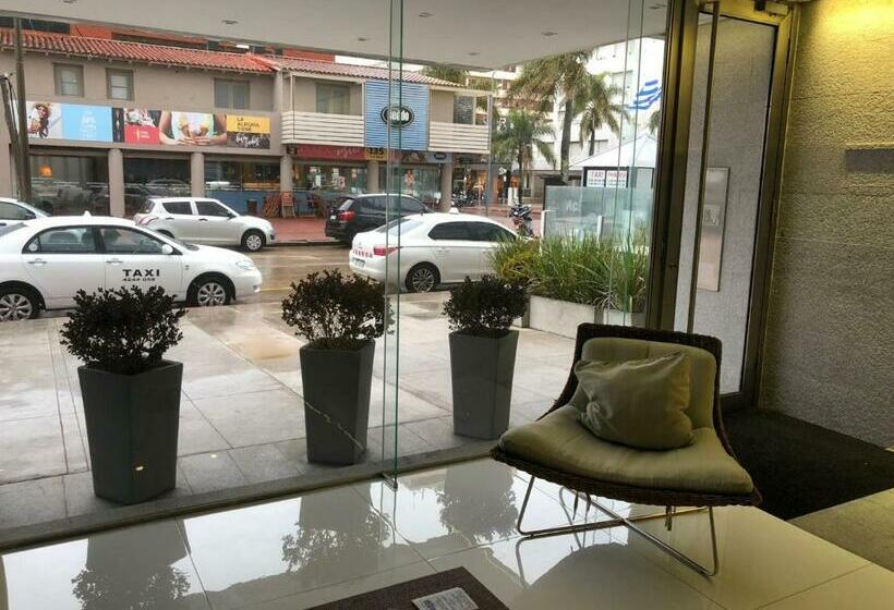 آپارتمان 1 خوابه با چشم‌انداز دریا, Punta Del Este Lux Tower