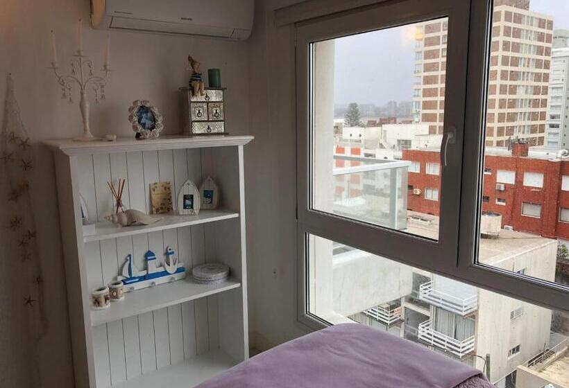 آپارتمان 1 خوابه با چشم‌انداز دریا, Punta Del Este Lux Tower