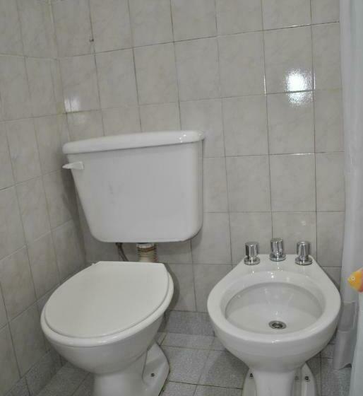 تختخواب در اتاق مشترک, Ruca Kiñe Hostel