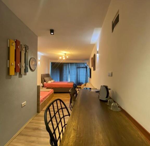 آپارتمان لوکس 1 خوابه, Zani Hostel