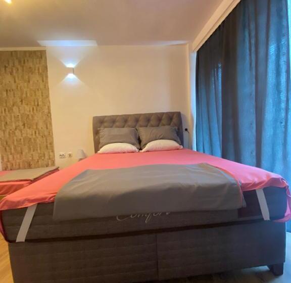 آپارتمان لوکس 1 خوابه, Zani Hostel