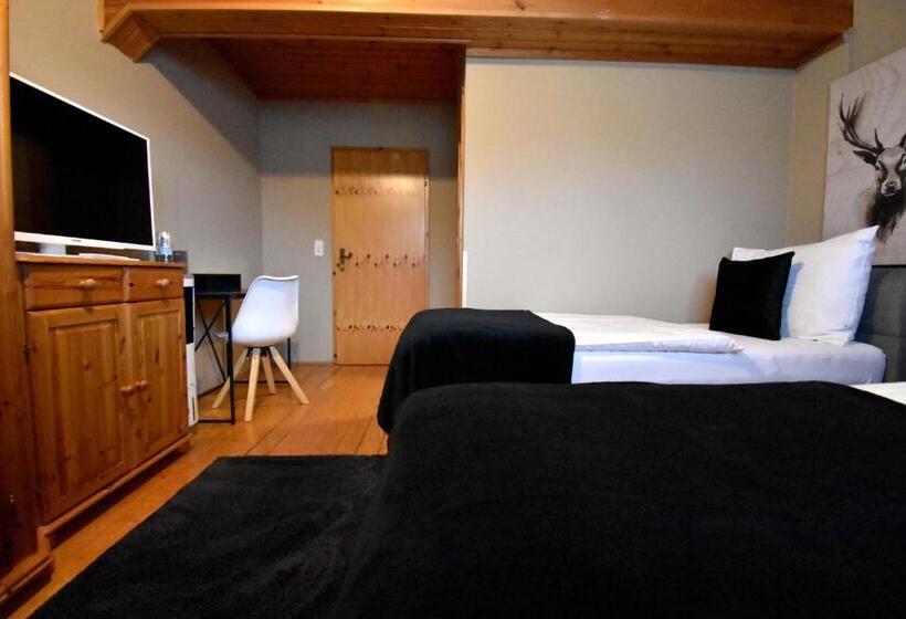 Standard Værelse, Rooms & Amoria Spa For Adults Only   Hotel Jägerhof Wörthersee
