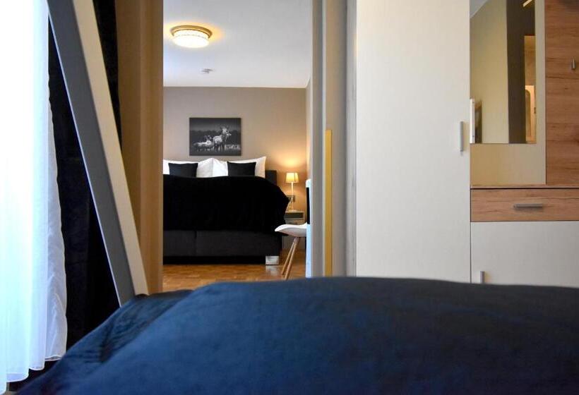 Deluxe Værelse m. Balkon, Rooms & Amoria Spa For Adults Only   Hotel Jägerhof Wörthersee