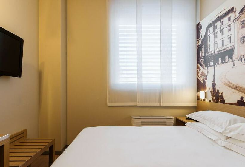 اتاق راحتی, B&b Hotel Milano La Spezia