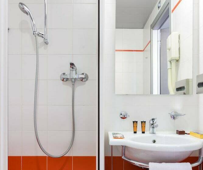 اتاق راحتی, B&b Hotel Milano La Spezia