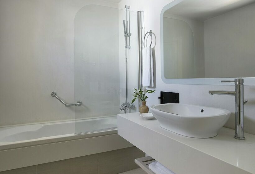 اتاق لوکس با چشم‌انداز دریا, Creta Maris Resort