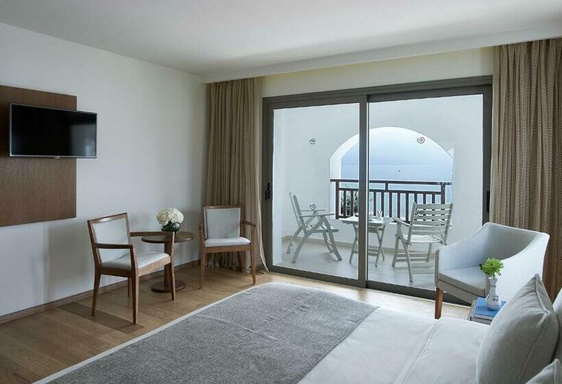 سوییت با چشم‌انداز دریا, Creta Maris Resort