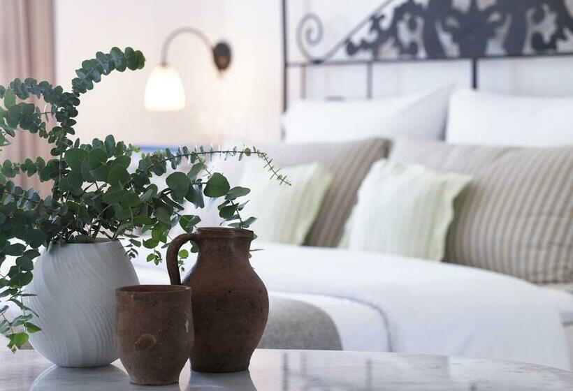 سوییت با چشم‌انداز دریا, Creta Maris Resort