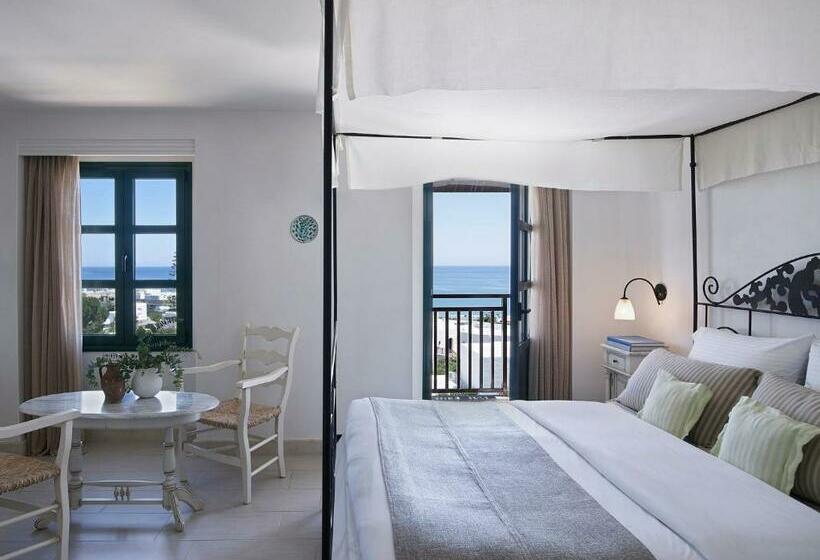 سوییت با چشم‌انداز دریا, Creta Maris Resort