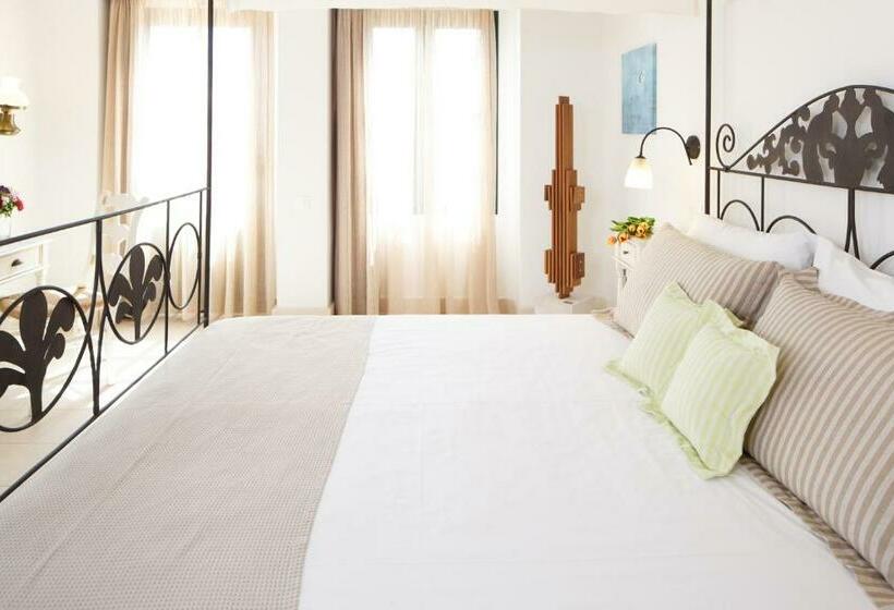 سوییت با چشم‌انداز دریا, Creta Maris Resort
