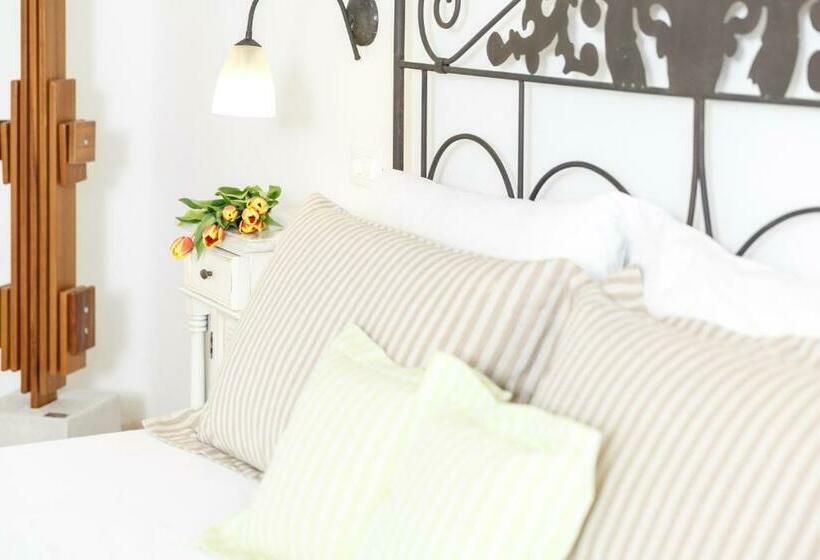 سوییت با چشم‌انداز دریا, Creta Maris Resort
