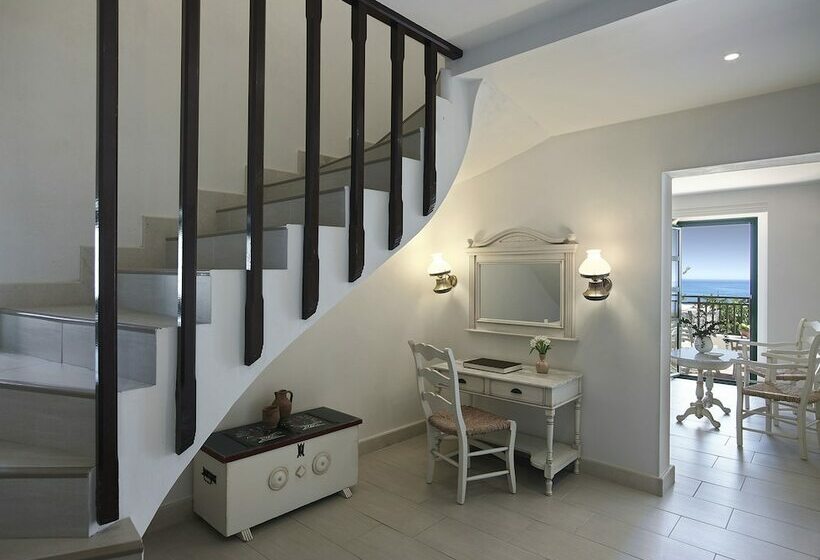 سوییت, Creta Maris Resort