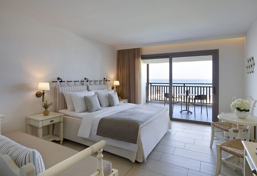 اتاق لوکس با چشم‌انداز دریا, Creta Maris Resort
