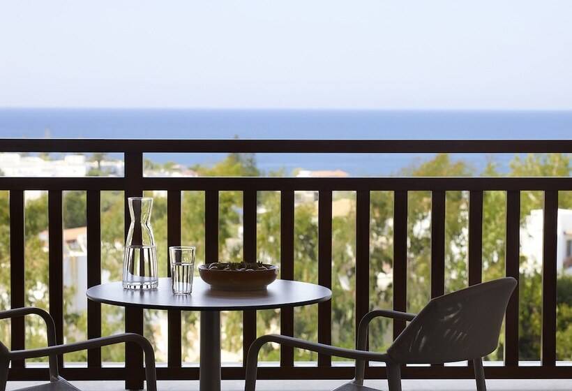 اتاق لوکس با چشم‌انداز دریا, Creta Maris Resort