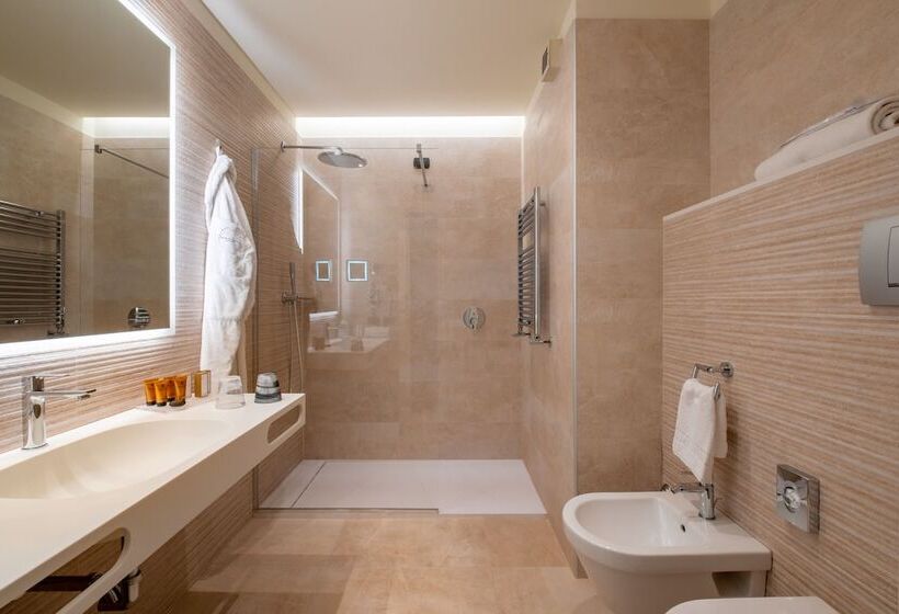 اتاق لوکس, Aemilia Hotel Bologna