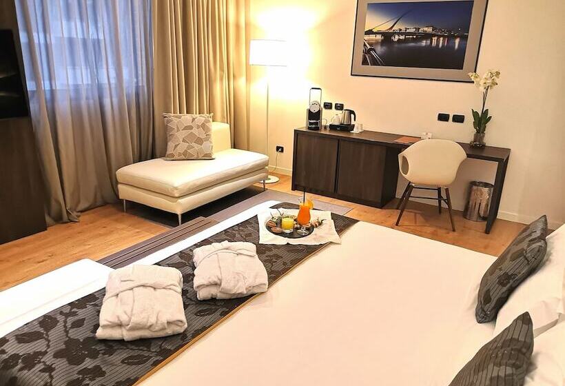 سوییت جونیور, Aemilia Hotel Bologna