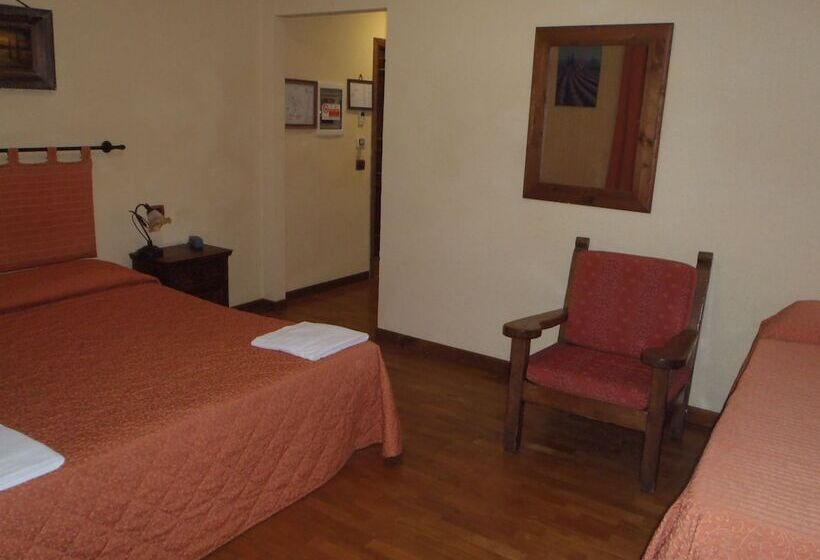 اتاق استاندارد سه نفره, Airone Pisa Hotel Ristorante