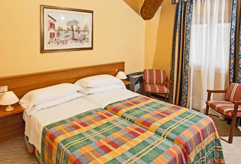 اتاق استاندارد, Albergo Nazionale