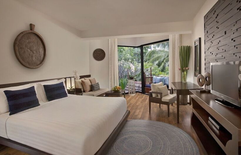 اتاق لوکس با چشم‌انداز دریا, Anantara Bophut Koh Samui Resort