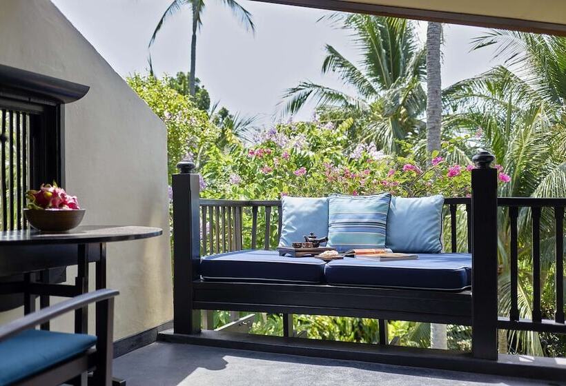 سوییت با چشم‌انداز باغ, Anantara Bophut Koh Samui Resort