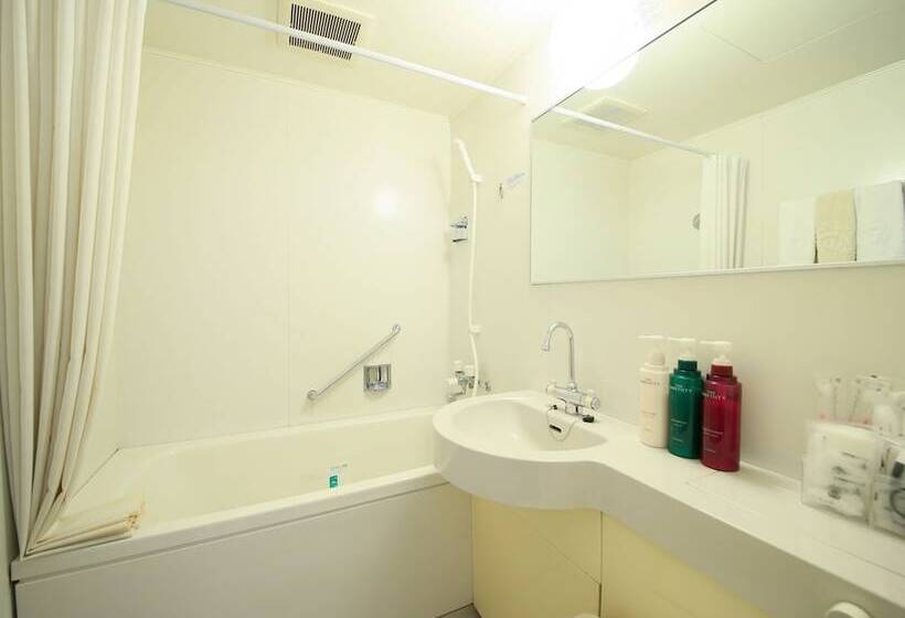 اتاق استاندارد یک نفره, Apa Hotel Tokyo Itabashi Ekimae