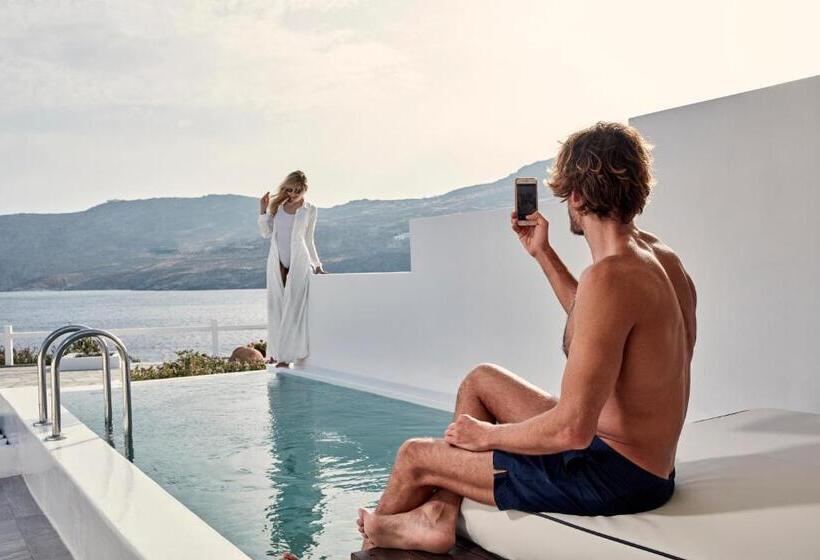 سوییت با چشم‌انداز دریا, Archipelagos Hotel   Small Luxury Hotels Of The World