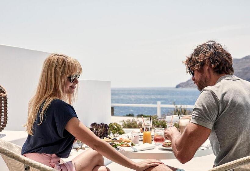 سوییت با چشم‌انداز دریا, Archipelagos Hotel   Small Luxury Hotels Of The World
