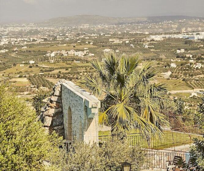 اتاق استاندارد, Arolithos Traditional Cretan Village