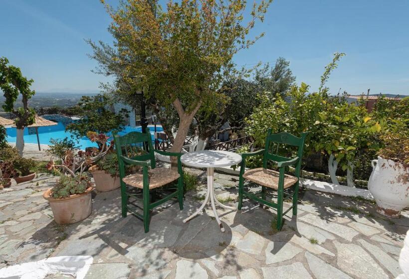 اتاق استاندارد سه نفره, Arolithos Traditional Village