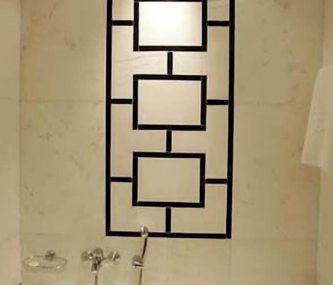 اتاق استاندارد سه نفره, Art Hotel Athens