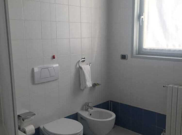 اتاق راحتی, B&b Hotel Milano La Spezia