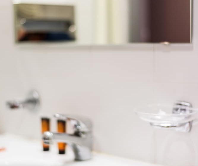 اتاق استاندارد, B&b Hotel Milano La Spezia