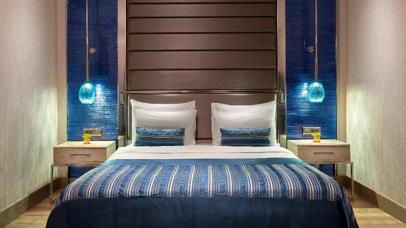 اتاق استاندارد با چشم‌انداز استخر, Burasari Phuket Resort & Spa