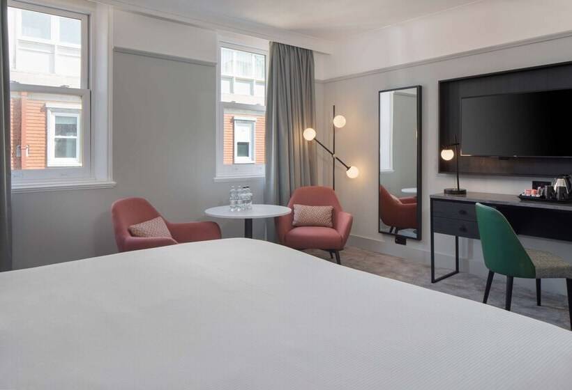 اتاق استاندارد با تخت دوبل, Doubletree By Hilton Brighton Metropole