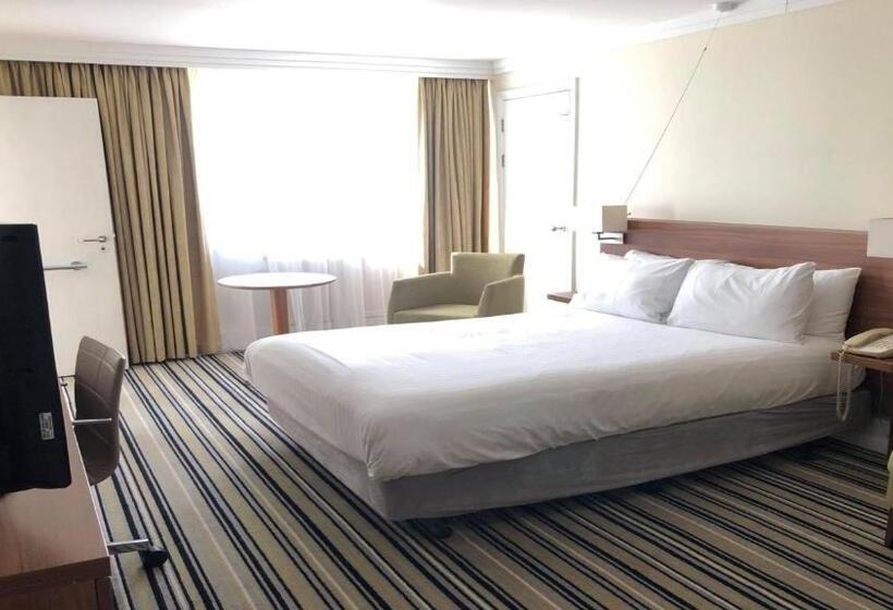 Habitación Estándar Cama Matrimonio Adaptada para personas con movilidad reducida, Holiday Inn Ipswich