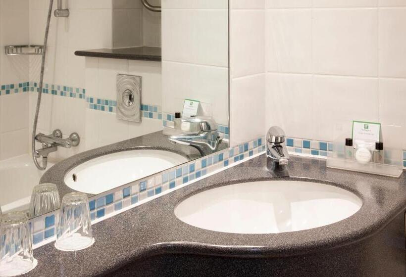 اتاق استاندارد یک نفره, Holiday Inn Ipswich, An Ihg